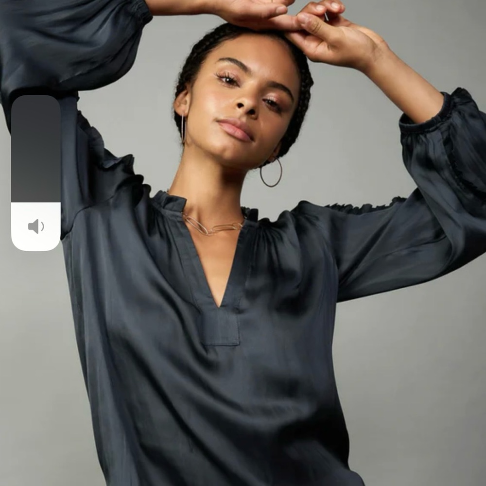 Current Air Ruffle Split Neck Blouse. L. Slate Bl… - image 4